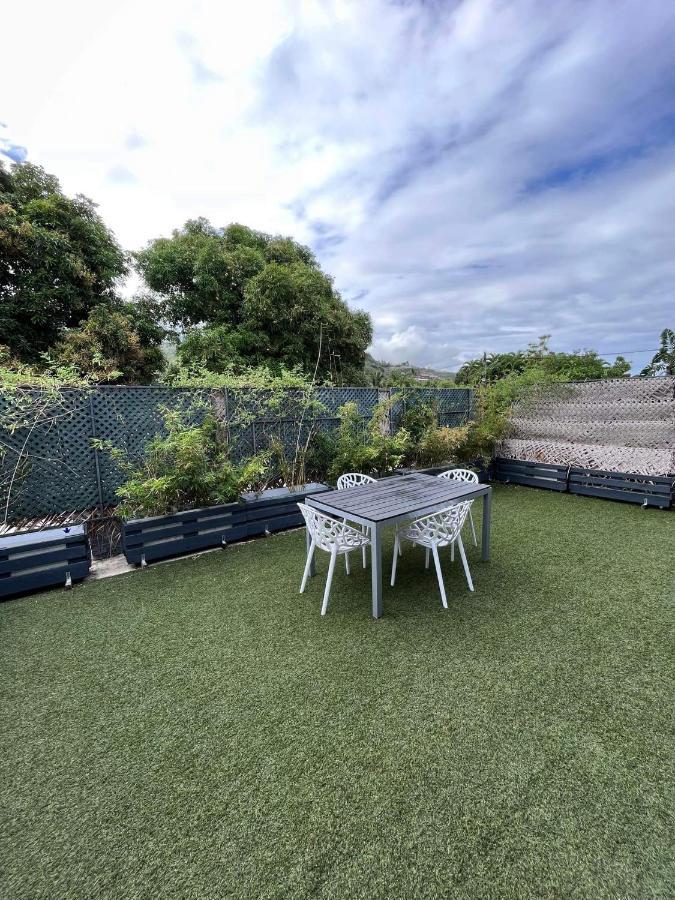 2 Accomodations -Studio Du Manoir -Le Manoir プナアウィア エクステリア 写真